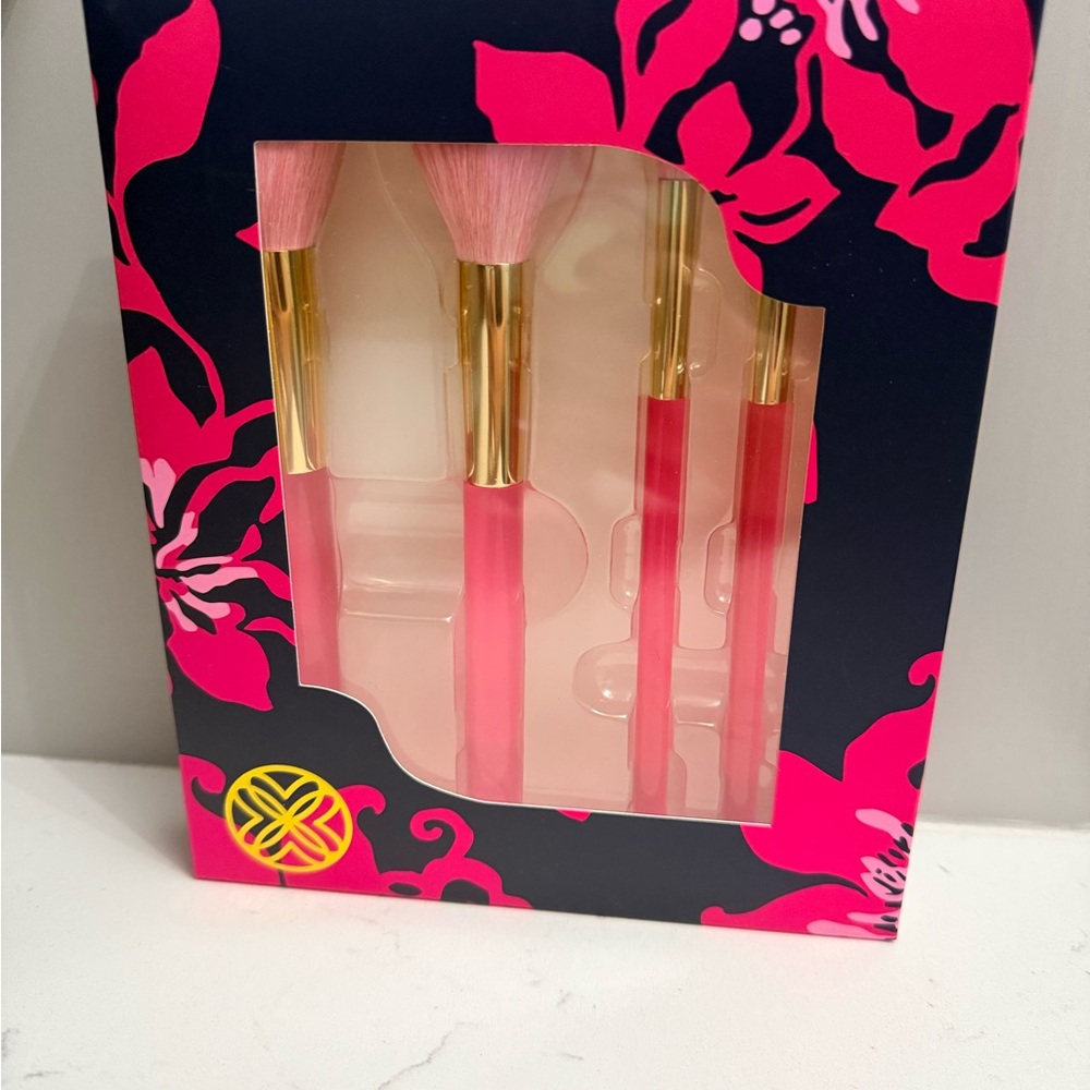 Lilly Pulitzer Pink and Gold Makeup Brush Set NEW sealed!